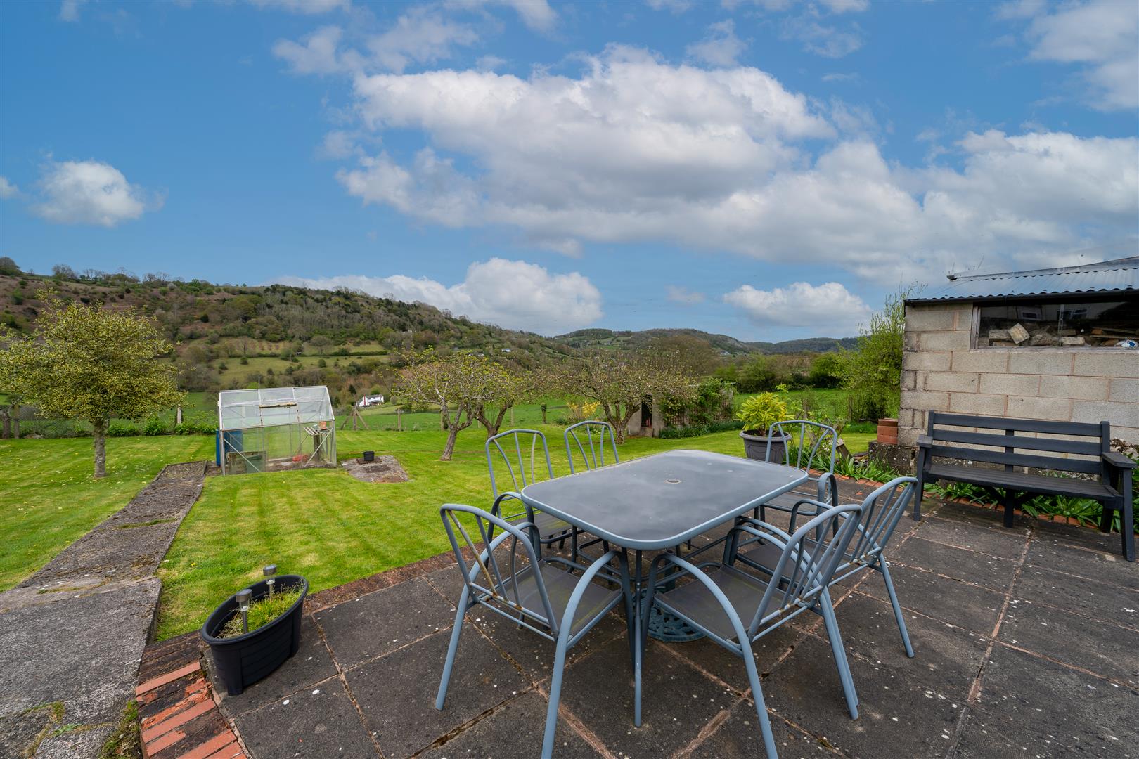 Raymar , Oswestry, SY10 9EH SSTC